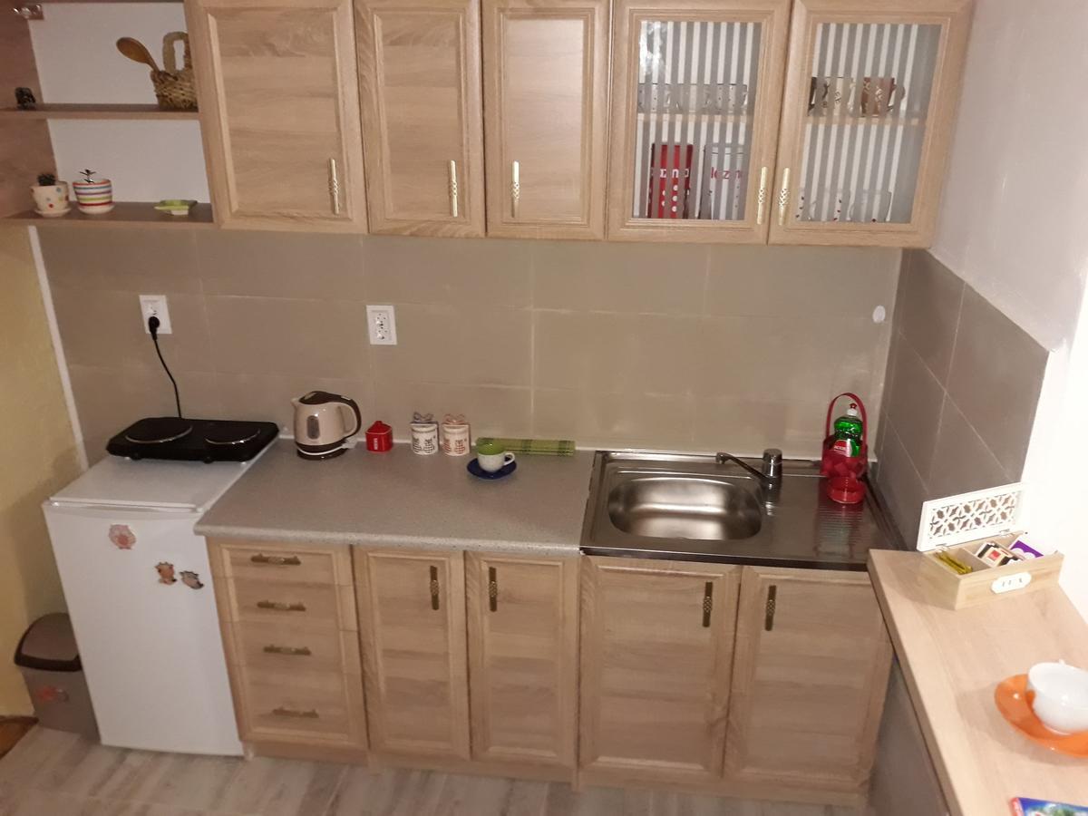 Apartman Centar Cetynia Zewnętrze zdjęcie