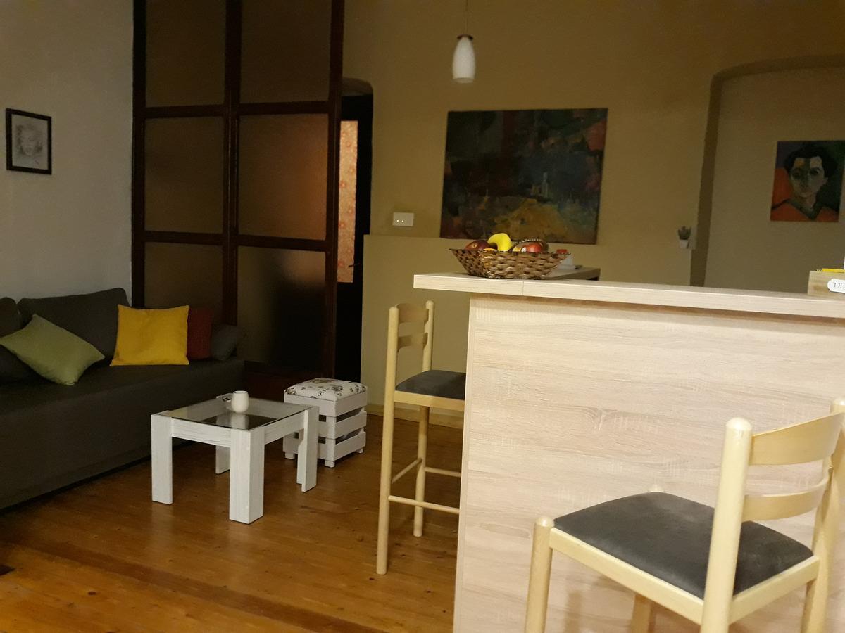 Apartman Centar Cetynia Zewnętrze zdjęcie